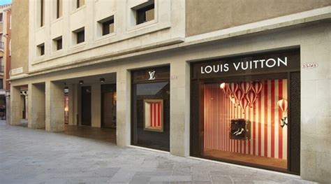 louis vuitton in venice.